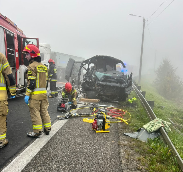 Śmiertelny wypadek w Woli Jachowej. Nie żyje 20-letni kierowca